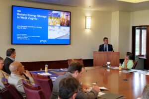 Legislators learn how grid-scale battery storage supports power generation